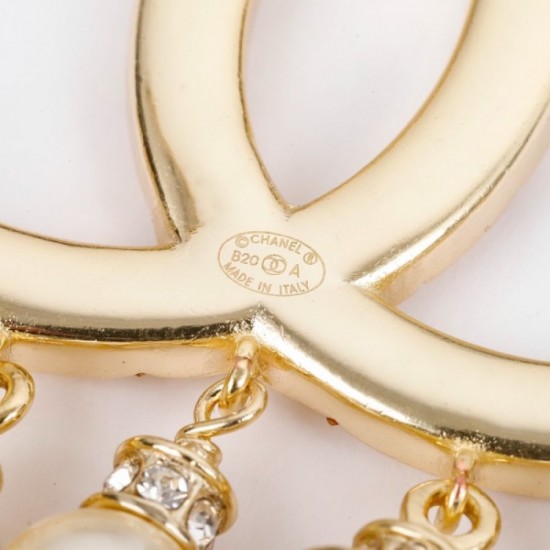 CHANEL Spring / Summer 22 trendy items in advance brooch CHANEL Spring / Summer 22 trendy items in advance brooch