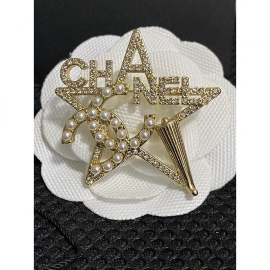 CHANEL Spring / Summer 22 Trends Cheap Brooches CHANEL Spring / Summer 22 Trends Cheap Brooches