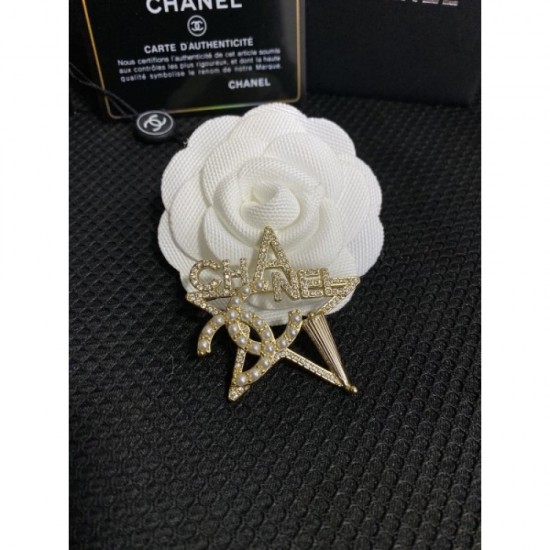 CHANEL Spring / Summer 22 Trends Cheap Brooches CHANEL Spring / Summer 22 Trends Cheap Brooches
