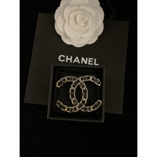 CHANEL 2022 Spring / Summer fashionable brooch CHANEL 2022 Spring / Summer fashionable brooch