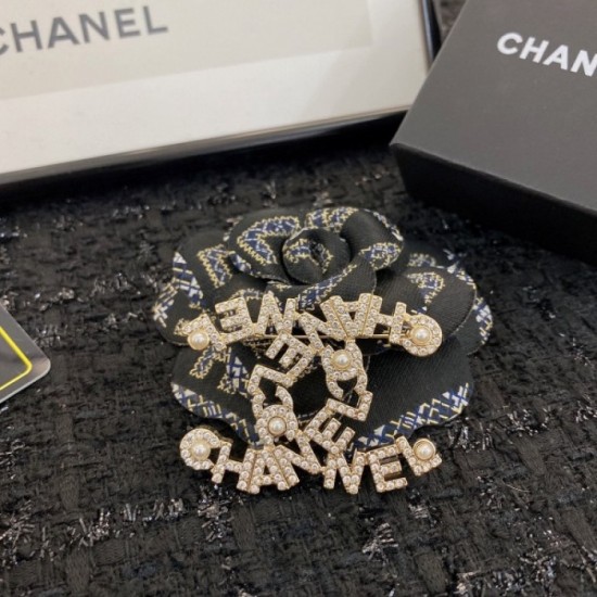 CHANEL 2022 Spring / Summer Trend Brooch CHANEL 2022 Spring / Summer Trend Brooch