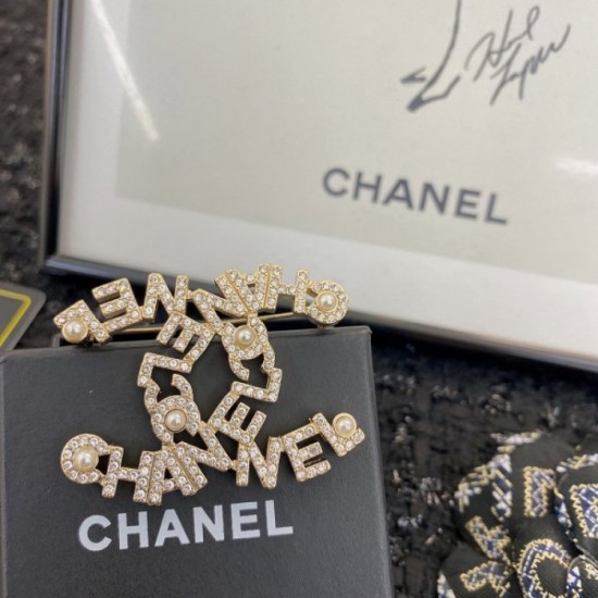 CHANEL 2022 Spring / Summer Trend Brooch CHANEL 2022 Spring / Summer Trend Brooch