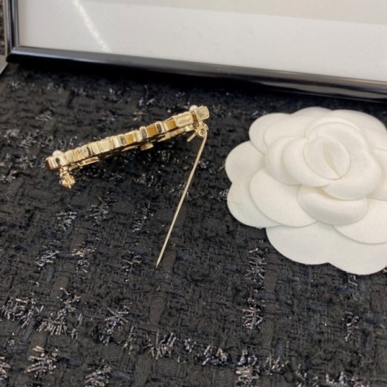 CHANEL 2022 Spring / Summer Trend Brooch CHANEL 2022 Spring / Summer Trend Brooch