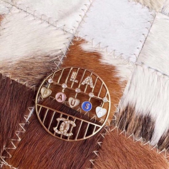 CHANEL 2022 Spring / Summer fashion brooch CHANEL 2022 Spring / Summer fashion brooch