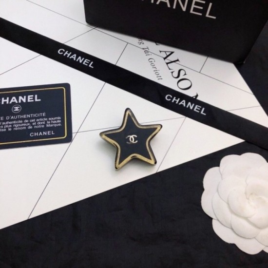 CHANEL 2022 Spring / Summer refreshing trend brooch CHANEL 2022 Spring / Summer refreshing trend brooch