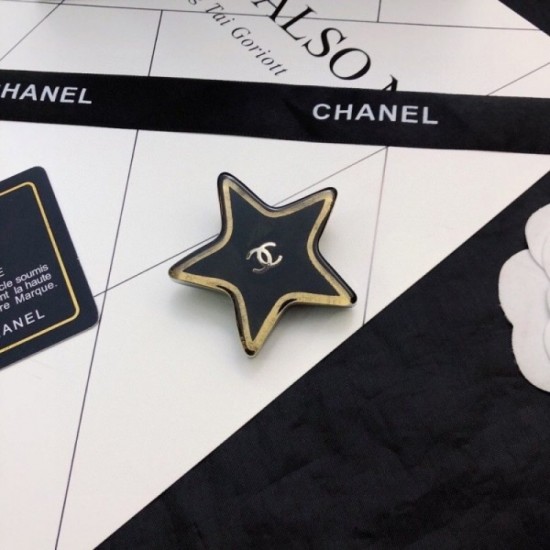 CHANEL 2022 Spring / Summer refreshing trend brooch CHANEL 2022 Spring / Summer refreshing trend brooch