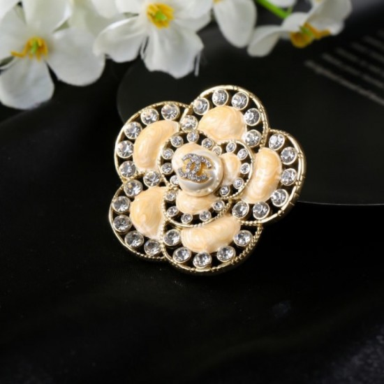 CHANEL 2022 Trendy item brooch CHANEL 2022 Trendy item brooch