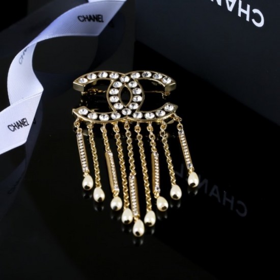 CHANEL 2022 Spring / Summer popular trend new brooch CHANEL 2022 Spring / Summer popular trend new brooch