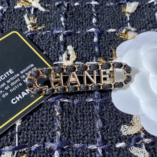CHANEL 2022 Spring / Summer essential item Brooch CHANEL 2022 Spring / Summer essential item Brooch