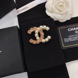 CHANEL 2022SS Long-awaited new color brooch