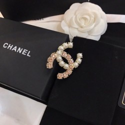 CHANEL 2022SS Long-awaited new color brooch