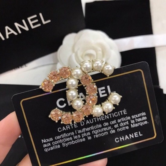 CHANEL 2022SS Long-awaited new color brooch CHANEL 2022SS Long-awaited new color brooch