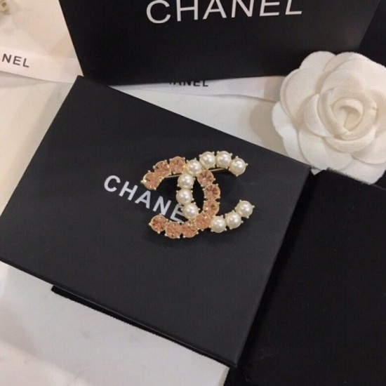 CHANEL 2022SS Long-awaited new color brooch CHANEL 2022SS Long-awaited new color brooch
