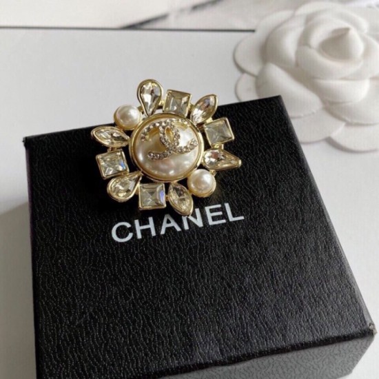CHANEL Spring / Summer 2022 Limited Collection Brooch CHANEL Spring / Summer 2022 Limited Collection Brooch