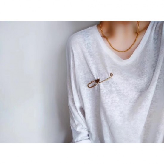DIOR Let's make Dior the best 2022 brooch DIOR Let's make Dior the best 2022 brooch