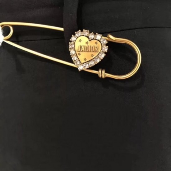 DIOR Let's make Dior the best 2022 brooch DIOR Let's make Dior the best 2022 brooch