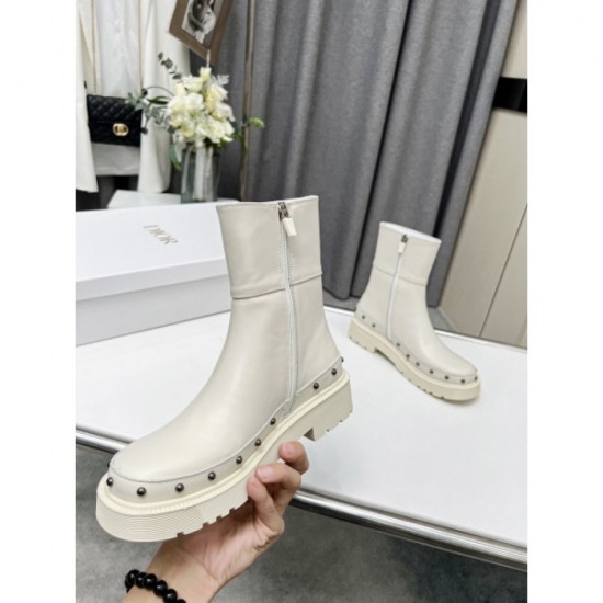 2022AW boots Recommended for tops this season DIOR Dior 2022AW boots Recommended for tops this season DIOR Dior