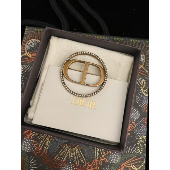 DIOR Dior 2022 I want a brooch for spring and summer DIOR Dior 2022 I want a brooch for spring and summer