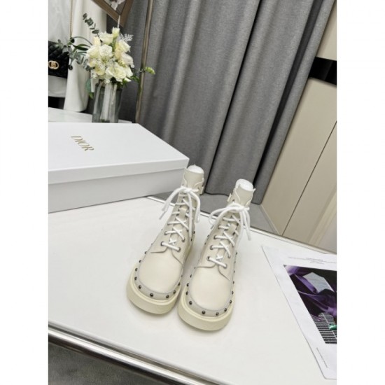 2022AW Boots Refined casual outfit DIOR Dior 2022AW Boots Refined casual outfit DIOR Dior