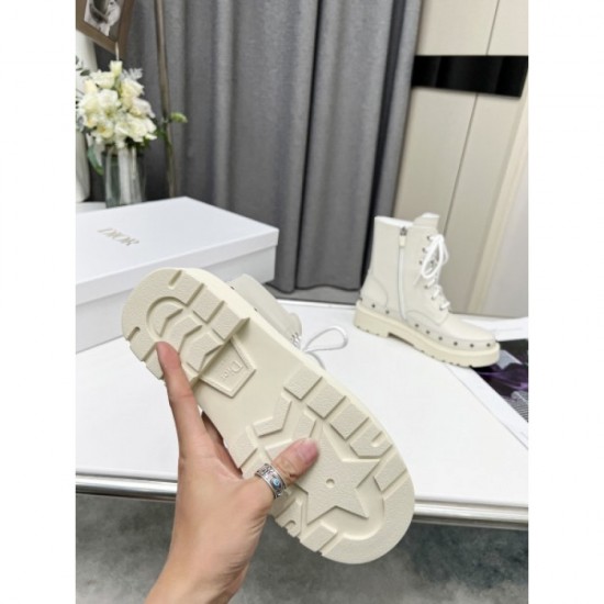 2022AW Boots Refined casual outfit DIOR Dior 2022AW Boots Refined casual outfit DIOR Dior