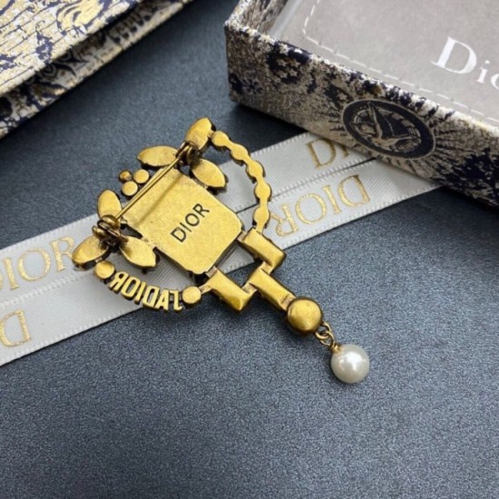 DIOR Dior 2022 new summer brooch DIOR Dior 2022 new summer brooch