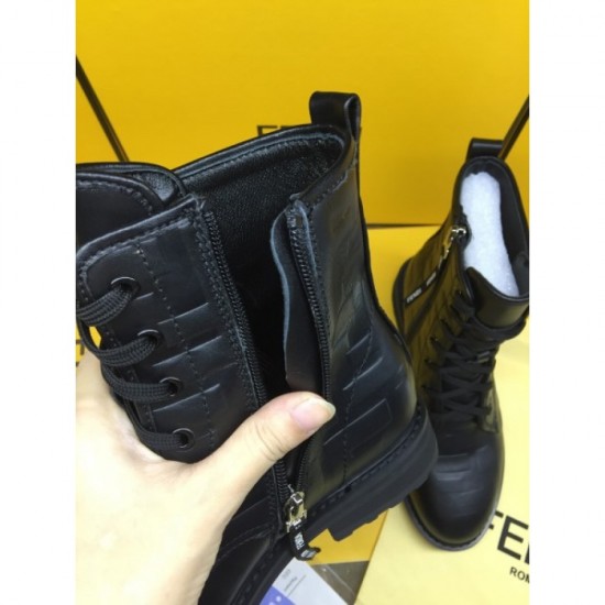 2022AW boots FENDI Fendi with the impression of a fashionable senior 2022AW boots FENDI Fendi with the impression of a fashionable senior