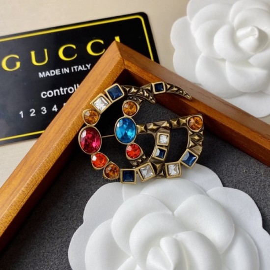 GUCCI Gucci fashionable color 2022 spring / summer brooch GUCCI Gucci fashionable color 2022 spring / summer brooch