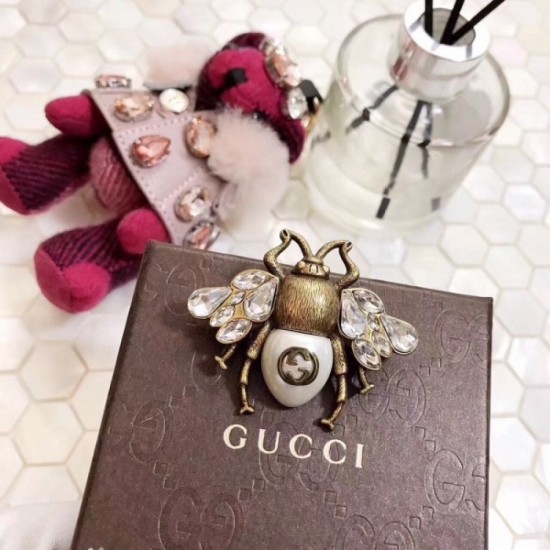 GUCCI Gucci cozy spring / summer 2022 brooch GUCCI Gucci cozy spring / summer 2022 brooch