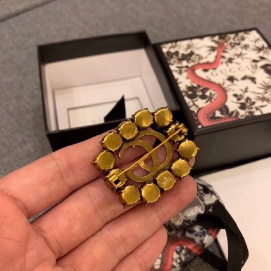 GUCCI Gucci spring and summer fashion 2022 new brooch GUCCI Gucci spring and summer fashion 2022 new brooch