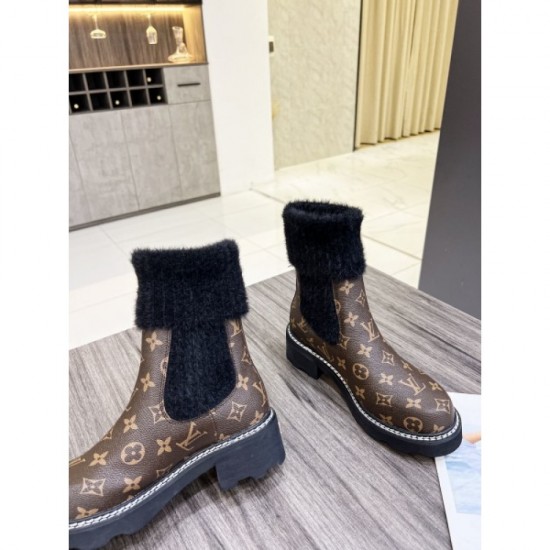2022AW boots have a neat feeling LOUIS VUITTON Louis Vuitton 2022AW boots have a neat feeling LOUIS VUITTON Louis Vuitton
