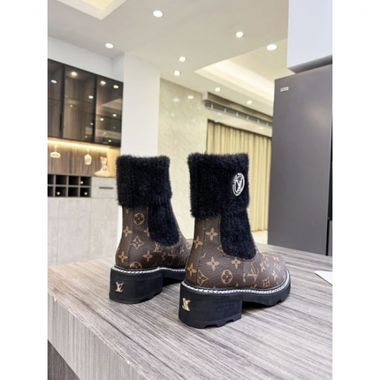 2022AW boots have a neat feeling LOUIS VUITTON Louis Vuitton 2022AW boots have a neat feeling LOUIS VUITTON Louis Vuitton