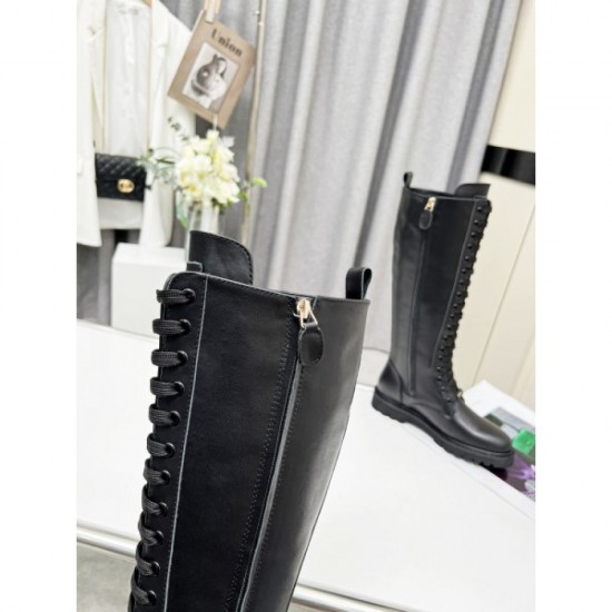 2022AW Boots Light impression in autumn LOUIS VUITTON Louis Vuitton 2022AW Boots Light impression in autumn LOUIS VUITTON Louis Vuitton