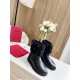 2022AW boots Autumn new work attention VALENTINO Valentino 2022AW boots Autumn new work attention VALENTINO Valentino