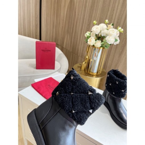 2022AW boots Autumn new work attention VALENTINO Valentino 2022AW boots Autumn new work attention VALENTINO Valentino