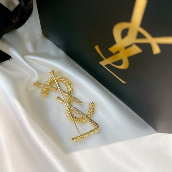 YSL Yves Saint Laurent Excellent practical brooch for daily use YSL Yves Saint Laurent Excellent practical brooch for daily use