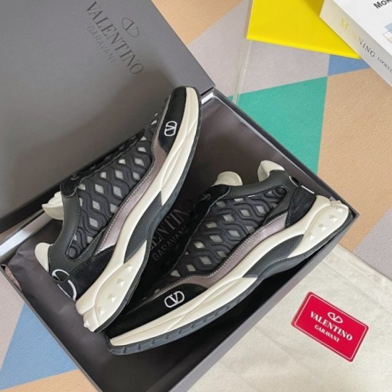 Popular brand sneakers 2022SS VALENTINO this summer Valentino Popular brand sneakers 2022SS VALENTINO this summer Valentino