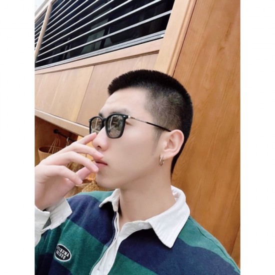 ARMANI Sunglasses Multicolor selectable At the forefront of trends ARMANI Sunglasses Multicolor selectable At the forefront of trends