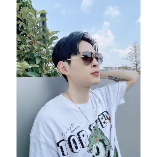 ARMANI Sunglasses Multicolor selectable High overseas approval rating! ARMANI Sunglasses Multicolor selectable High overseas approval rating!