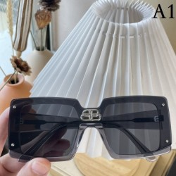 BALENCIAGA Balenciaga sunglasses multicolor selectable Keep an eye on