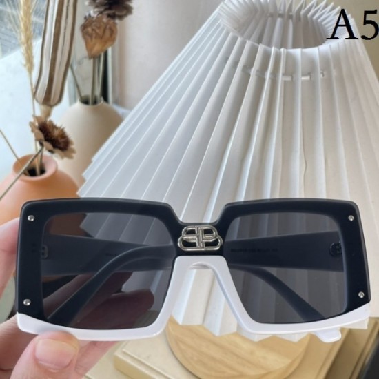 BALENCIAGA Balenciaga sunglasses multicolor selectable Keep an eye on BALENCIAGA Balenciaga sunglasses multicolor selectable Keep an eye on