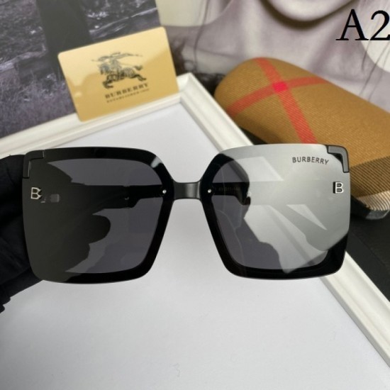 Two colors of sunglasses can be selected 2022SS Featured summer new BURBERRY Burberry Two colors of sunglasses can be selected 2022SS Featured summer new BURBERRY Burberry