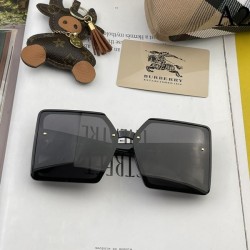 Two colors of sunglasses can be selected 2022SS Sold out soon BURBERRY Burberry