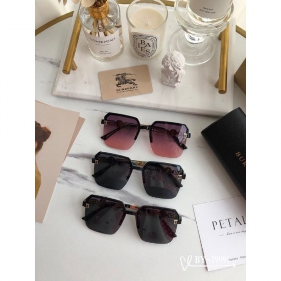 Sunglasses multicolor selectable 2022SS will be in stock BURBERRY Burberry Sunglasses multicolor selectable 2022SS will be in stock BURBERRY Burberry