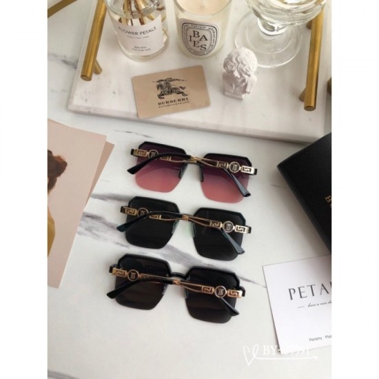 Sunglasses multicolor selectable 2022SS will be in stock BURBERRY Burberry Sunglasses multicolor selectable 2022SS will be in stock BURBERRY Burberry