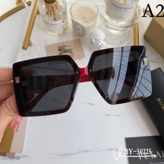 Two colors of sunglasses can be selected 2022SS Rare limited BURBERRY Burberry Two colors of sunglasses can be selected 2022SS Rare limited BURBERRY Burberry