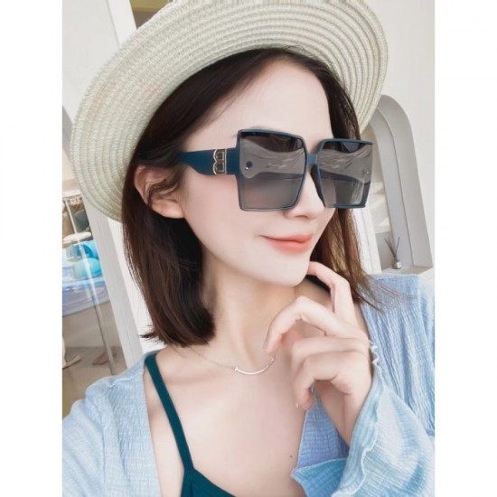 Sunglasses multicolor selectable 2022SS Popular item BURBERRY Burberry Sunglasses multicolor selectable 2022SS Popular item BURBERRY Burberry