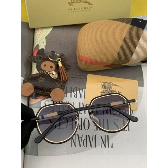 Two colors of sunglasses can be selected 2022SS There is a sense of stability BURBERRY Burberry Two colors of sunglasses can be selected 2022SS There is a sense of stability BURBERRY Burberry