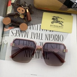 Sunglasses multicolor selectable 2022SS BURBERRY for a lively impression