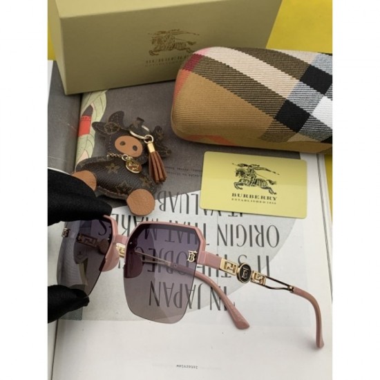 Sunglasses multicolor selectable 2022SS BURBERRY for a lively impression Sunglasses multicolor selectable 2022SS BURBERRY for a lively impression