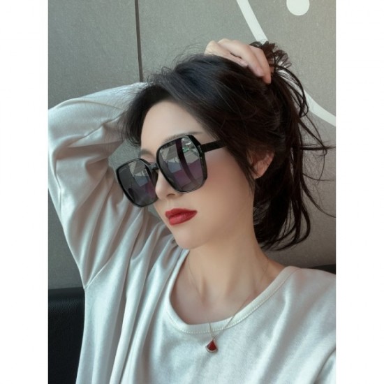 Sunglasses multicolor selectable 2022SS Highly rated item CHANEL Chanel Sunglasses multicolor selectable 2022SS Highly rated item CHANEL Chanel